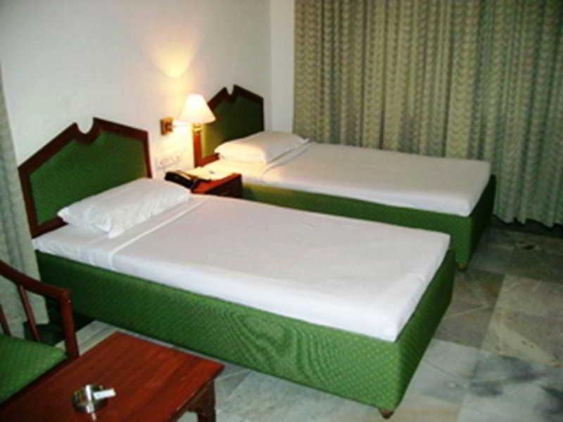 Hotel Park Plaza Chennai Ngoại thất bức ảnh